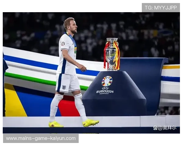 热刺回到欧冠舞台，凯恩迎来职业生涯巅峰！